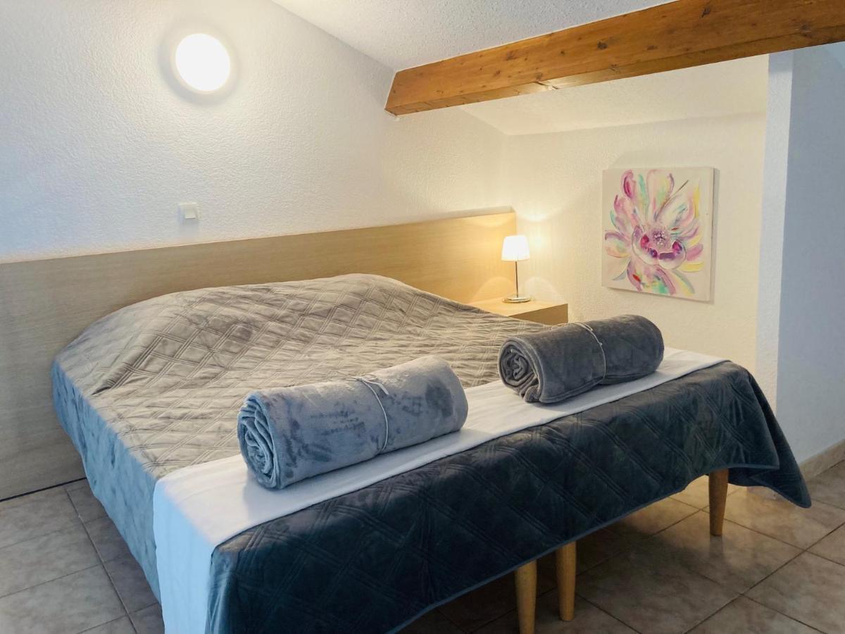 Appartement Bel Dans Avec Piscine Linguizzetta